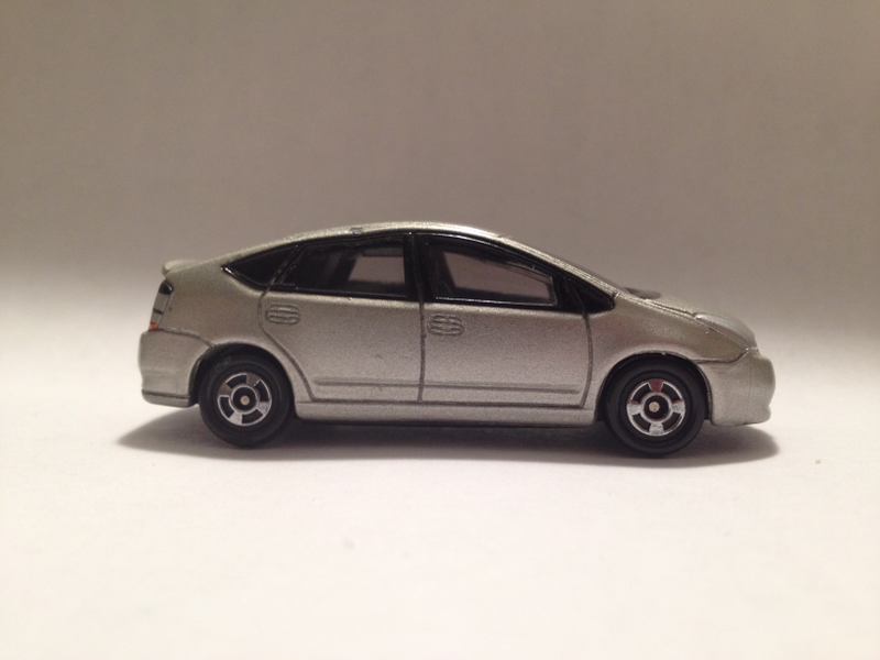 Illustration for article titled Tomica Toyota Prius Review